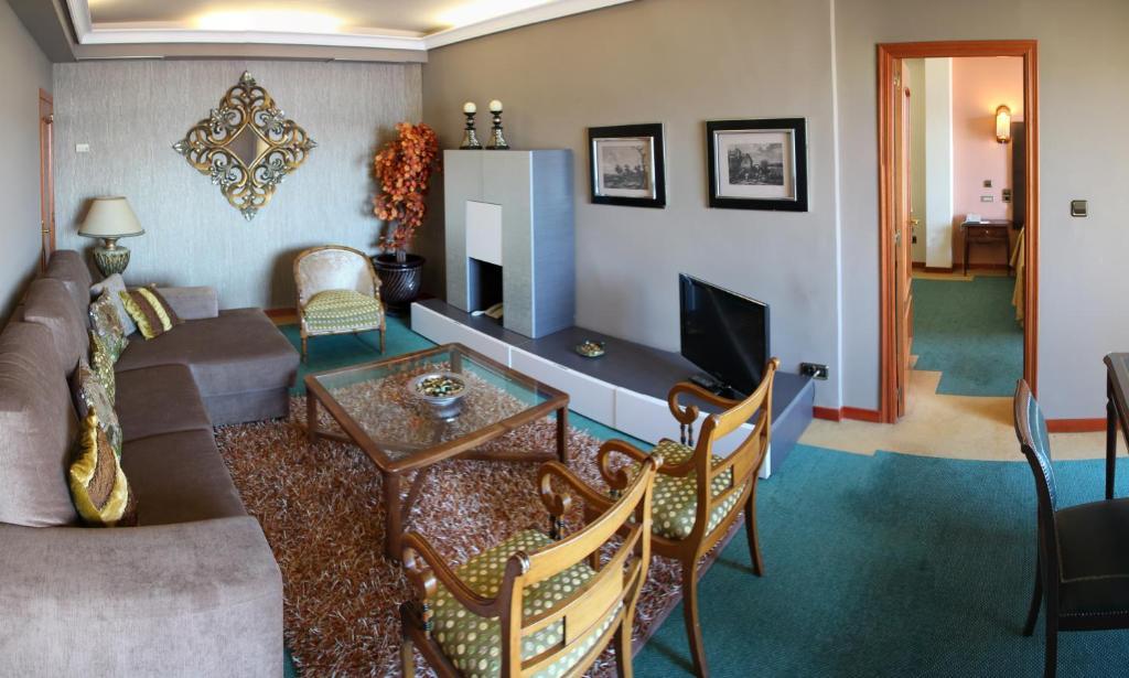 Hotel Ciudad De ויגו מראה חיצוני תמונה