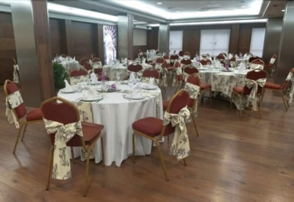 Hotel Ciudad De ויגו מראה חיצוני תמונה